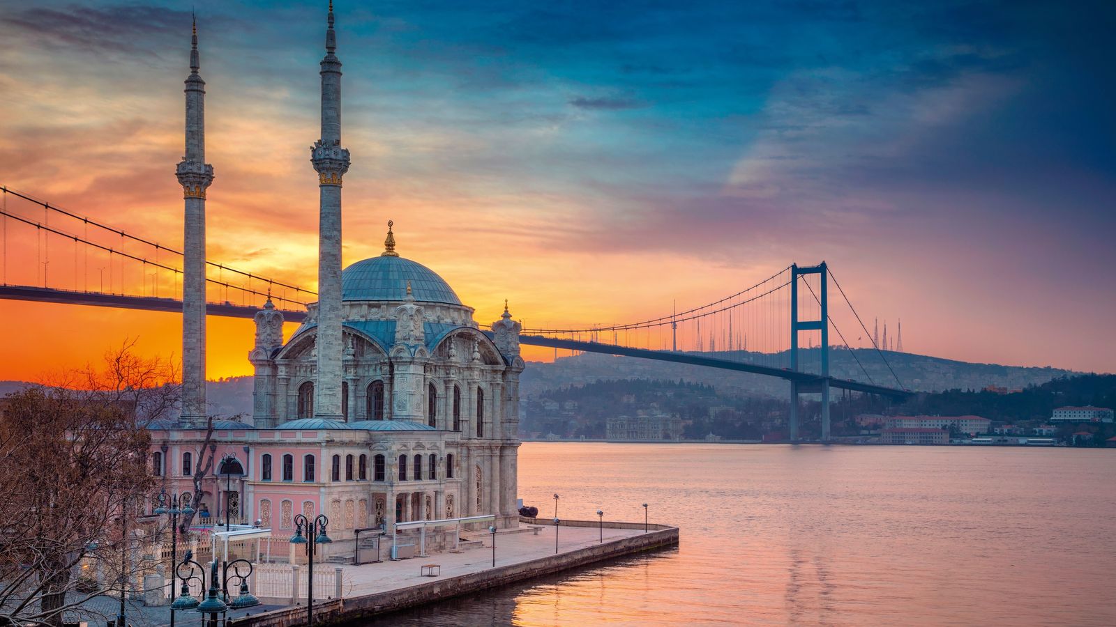 İstanbul'da Seyahati Kolaylaştıracak Araç Kiralama Rehberi